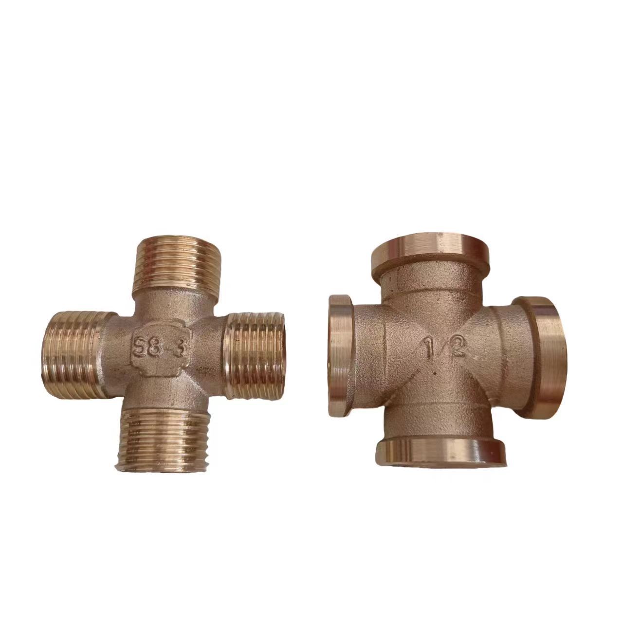Brass 4-Way Pipe Adapter